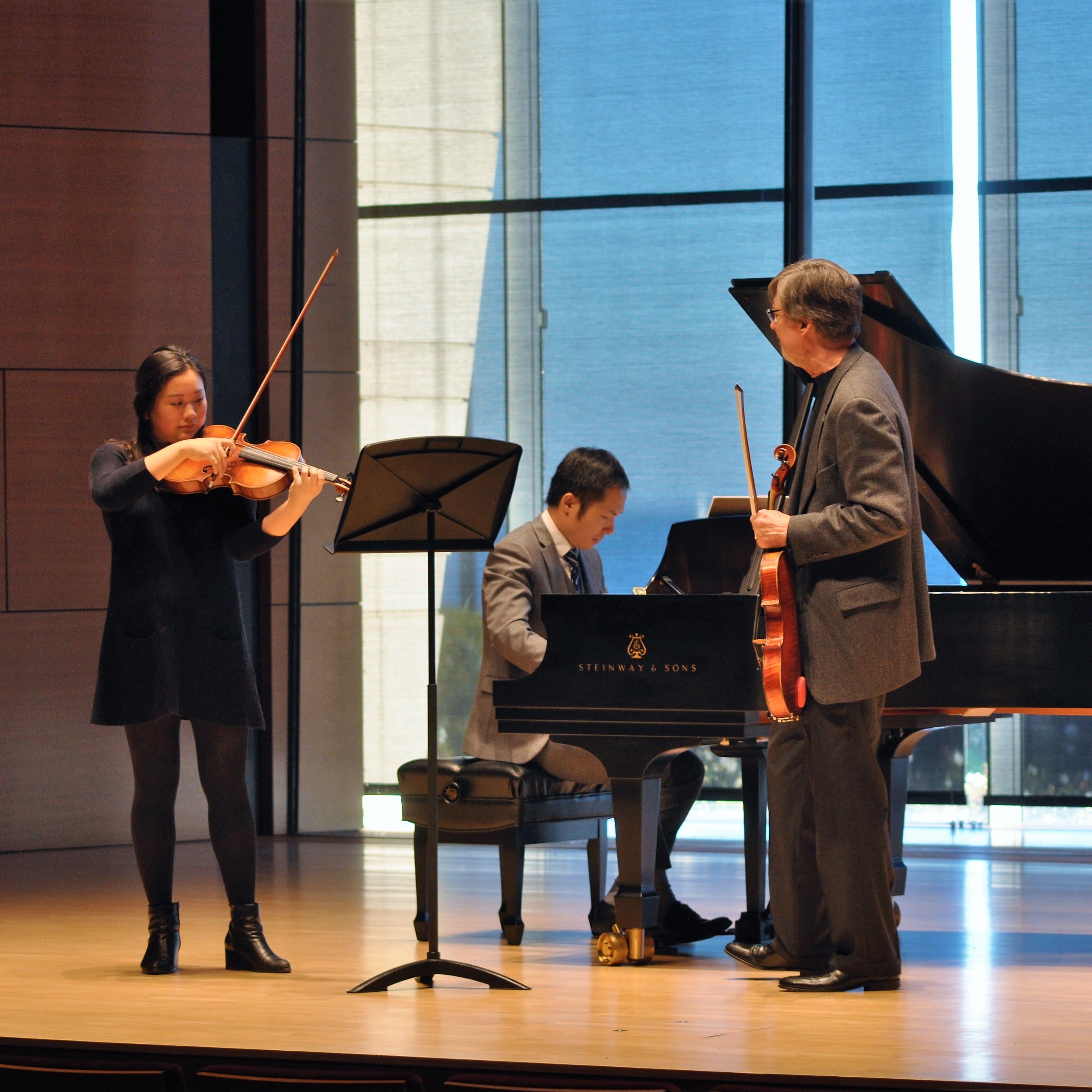 Sae Rheen plays for James Dunham.